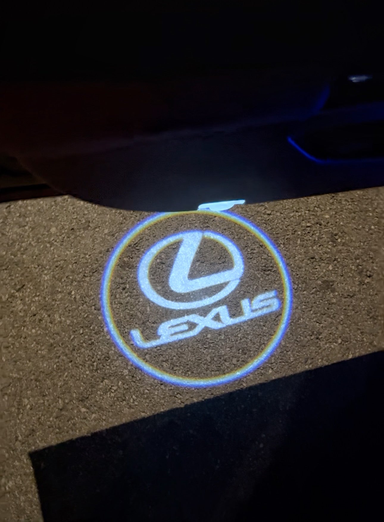 Lexus LumiDoor